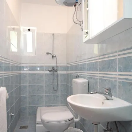 Apartament By The Sea - 8220 Pašman