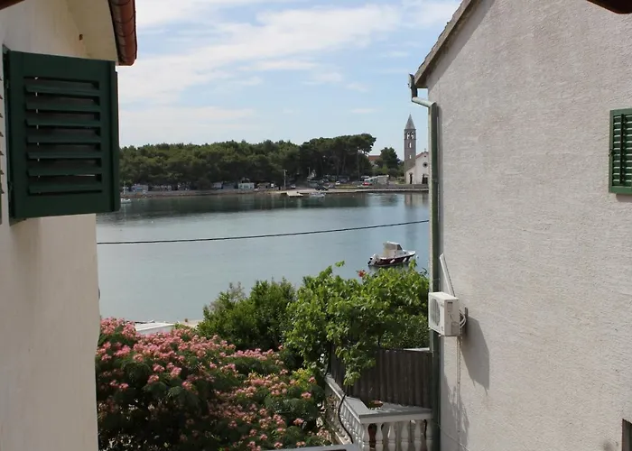 By The Sea - 8220 شقة Pašman