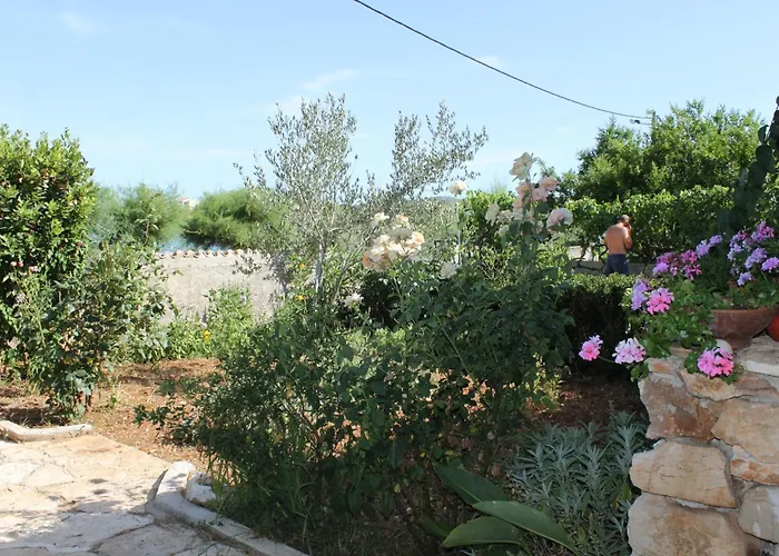 By The Sea - 8220 아파트